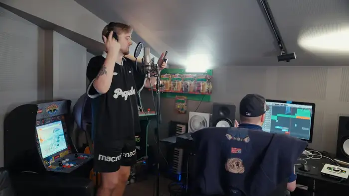 Mikael blir rapper